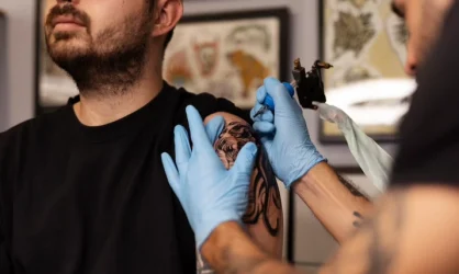 Почему люди делают татуировки и им это нравится?