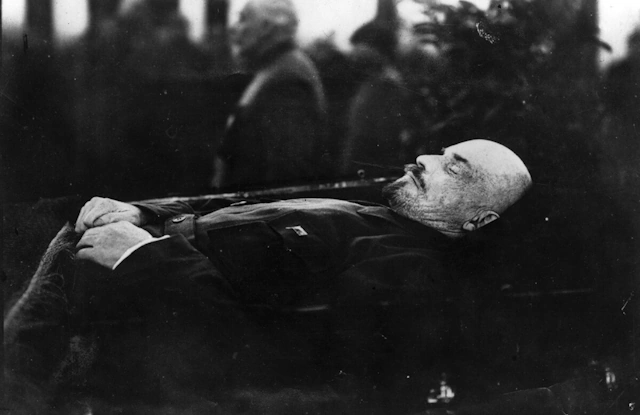 Ленин умер
